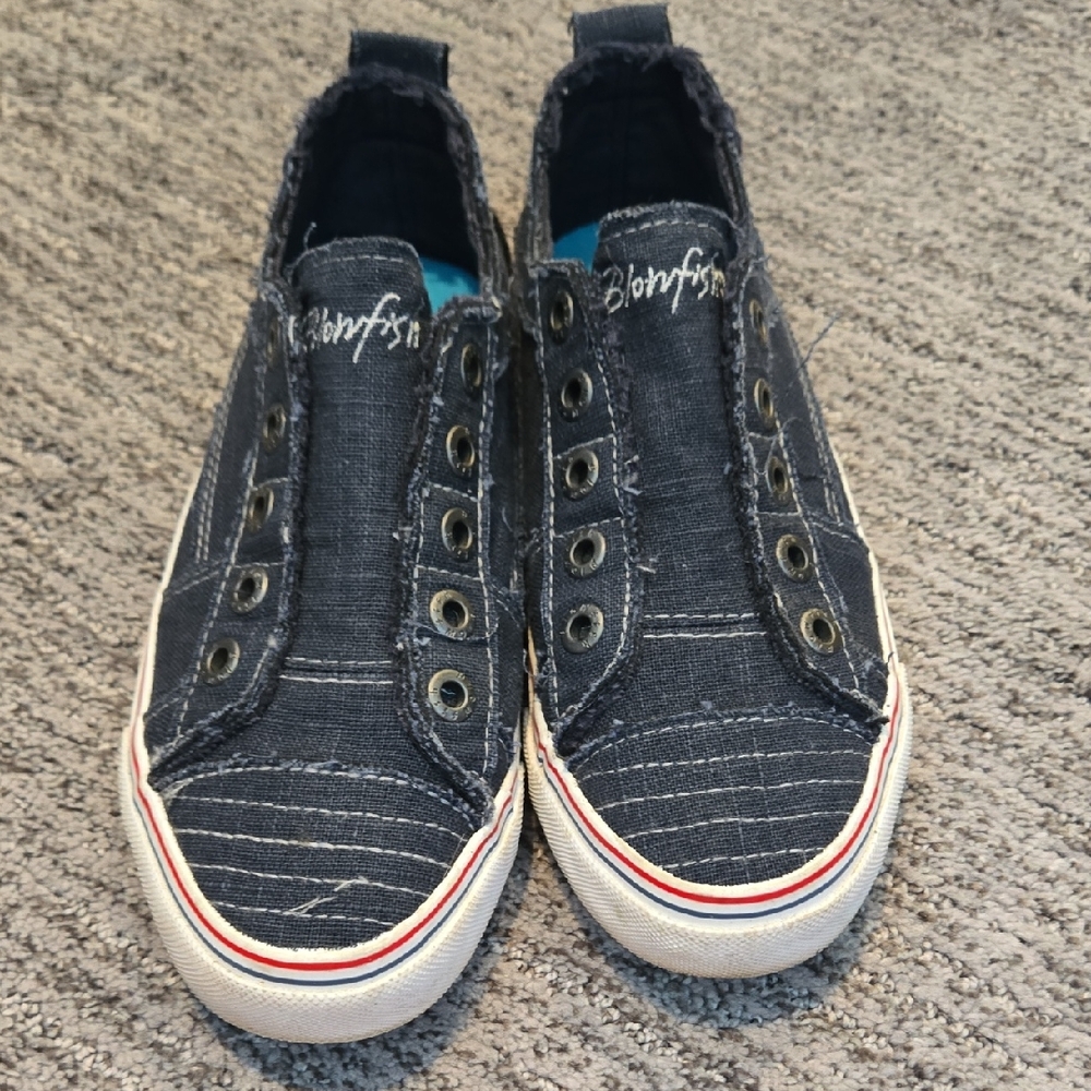 Blowfish Malibu Navy Frayed Slip-On Shoes Excellent Preowned Condition